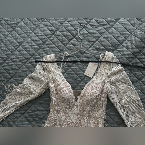 Tara Lauren Russo Gown - Picture 8 of 16